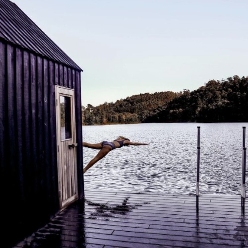 Floating Sauna Experience - Lake Derby, TAS